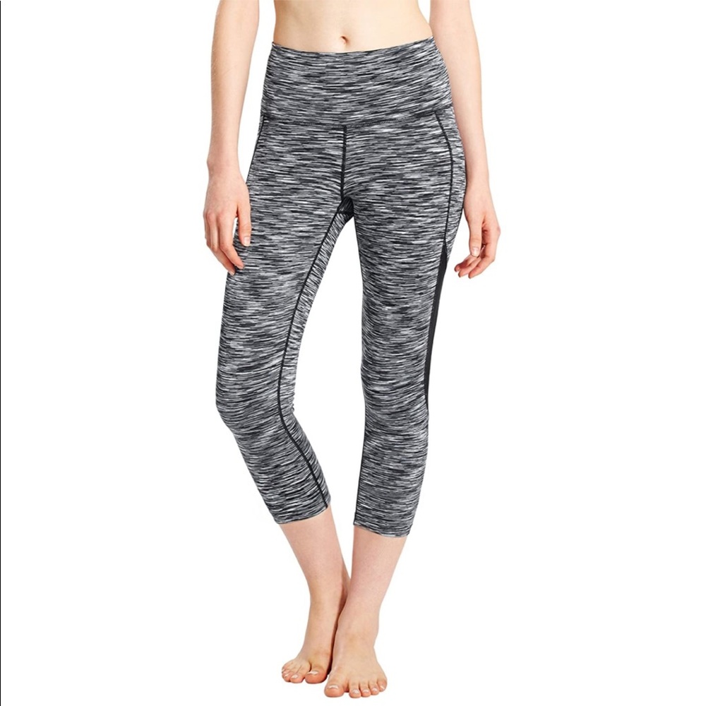 BALEAF Women's High Waist Space Dye Mesh Yoga Capri Leggings Black